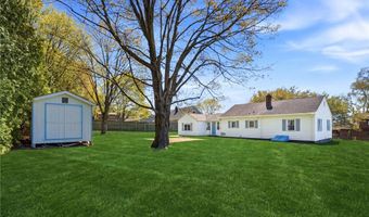 15 Valley View Dr, Cumberland, RI 02864