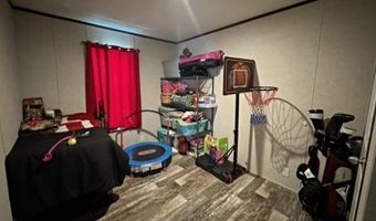 11729 E John St, Bicknell, IN 47512