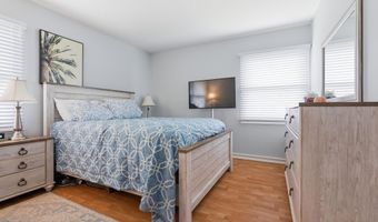 60 Fordham Dr, Aberdeen, NJ 07747