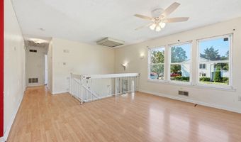 201 Pacific Ave, Barnegat, NJ 08005