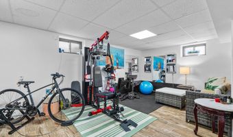 183 W 1ST St, Bayonne, NJ 07002