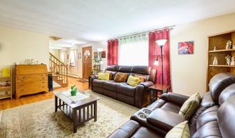 208 North St, Belchertown, MA 01007