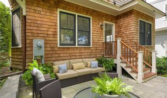 36 Bull St, Newport, RI 02840