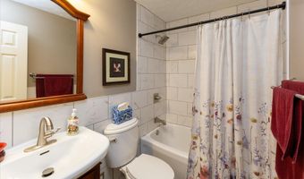 7420 Glensford Dr, Avon, IN 46123