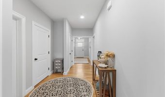 46 Somerset Cir, North Kingstown, RI 02852
