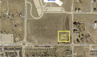 501 Falcon Dr SE, Altoona, IA 50009