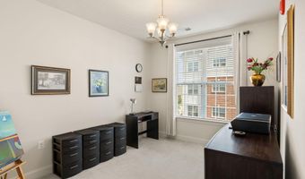 44589 YORK CREST Ter 300, Ashburn, VA 20147