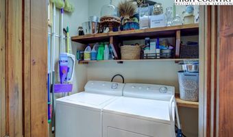 161 Cobblestone Bridge Ln, Banner Elk, NC 28604
