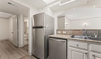 2045 3rd St #216, Baton Rouge, LA 70802
