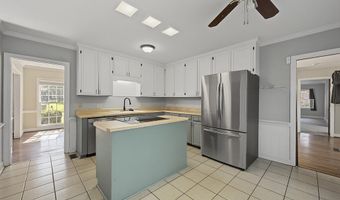 2205 Star Ln, Albany, GA 31707