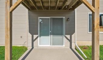 1810 Goose Lake Cir, North Liberty, IA 52317