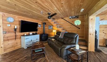 12 Beech Ridge Dr, Abbot, ME 04406