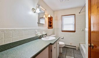 23 Riverlake St, Alton, NH 03810