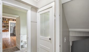 208 E Oak St, Albion, MI 49224