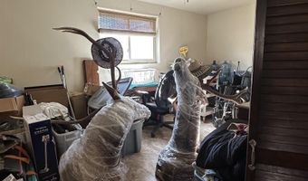 805 W Bullock Ave, Artesia, NM 88210