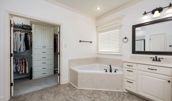 173 Crystal Lake Rd, Austin, AR 72002