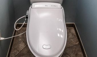 117 HARVESTER Dr, Lake Frederick, VA 22630