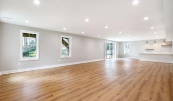 8525 RALEIGH Ave, Annandale, VA 22003