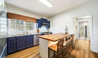 4788 Wood St, Acworth, GA 30101