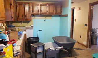 30 Hollywood Ave, Coventry, RI 02816