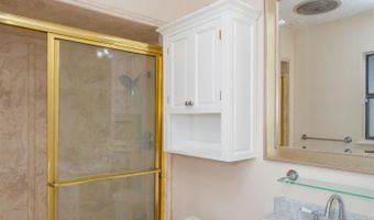 2202 W Clayton Ave, Artesia, NM 88210