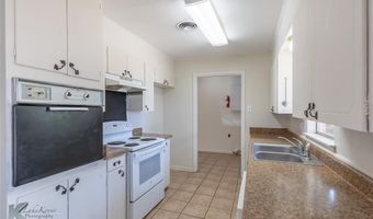 942 E North 12th St, Abilene, TX 79601