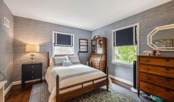 4706 JAMESTOWN Rd, Bethesda, MD 20816