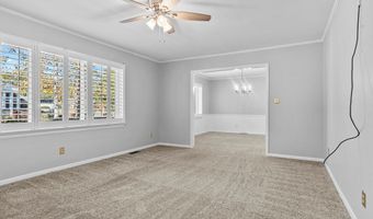 2202 Trowbridge Rd, Albany, GA 31721