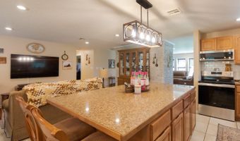 8319 SE Prairie Rd, Baxter Springs, KS 66713
