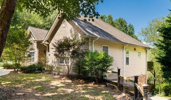 47 Timberwood Dr, Asheville, NC 28806