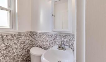 5864 EASTERN Ave NE, Washington, DC 20011