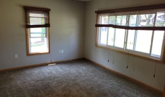 241 Nidaros Ave, Baltic, SD 57003
