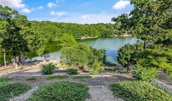 43 Strichen Ln, Bella Vista, AR 72715