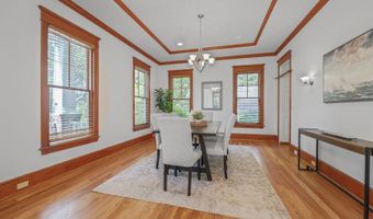 5517 MCKINLEY St, Bethesda, MD 20817
