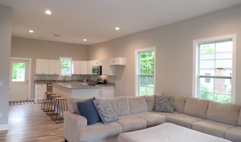 407 Green St, Belton, SC 29627