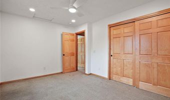 13820 Holyoke Path, Apple Valley, MN 55124