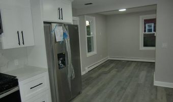 210 Merritt Ave, Bergenfield, NJ 07621