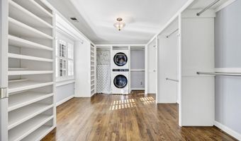 415 Pine St, Camden, SC 29020