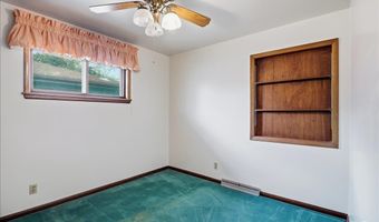 3235 BOXELDER Dr, Cheyenne, WY 82001