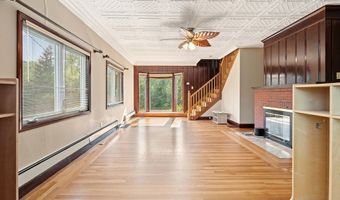 497 S Main St, Andover, MA 01810