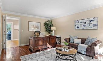 89 School House Ln, Boxborough, MA 01719