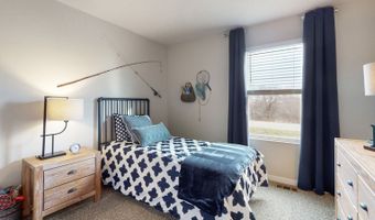 2506 E 47TH St, Des Moines, IA 50317