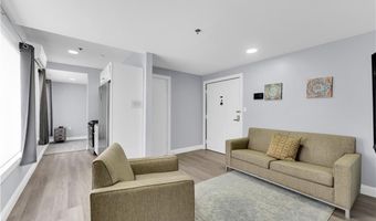 797 E Market St 221, Akron, OH 44305