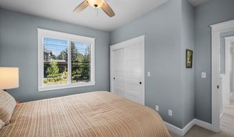 61525 Meeks Trl, Bend, OR 97702