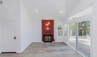6117 E Garnet Cir, Anaheim, CA 92807
