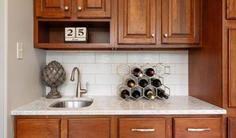 500 36th St NW, Austin, MN 55912