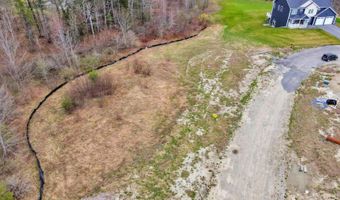 109 Fieldstone Dr, Augusta, ME 04330