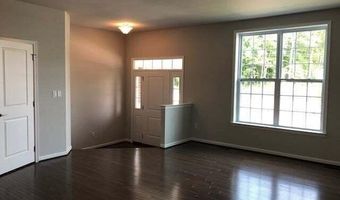 2780 Ashcombe Dr, Ann Arbor, MI 48105