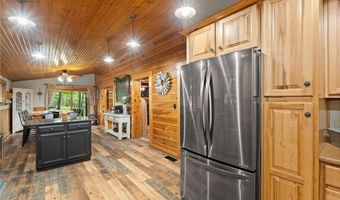 3250 N Shamrock Ln, Birdseye, IN 47513
