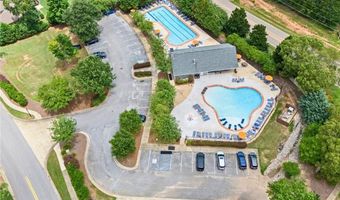 1372 FALLS CREST Dr, Auburn, AL 36830